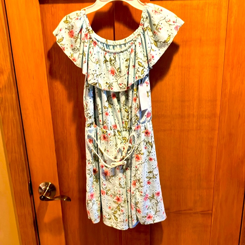 NWT Knitworks Blue W/ Pink flower off shoulder Short Romper w/ White Belt